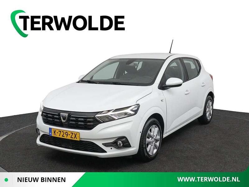 Wit Occasion 2021 Dacia Sandero Comfort Hatchback | € 12.445 (Eerlijke prijs) - Afbeelding 1/4