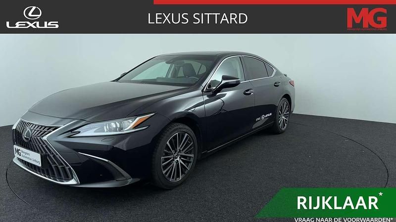 Zwart Gebruikt 2024 Lexus ES300 Business Edition Sedan | € 47.900 (Iets duurder) - Afbeelding 1/4