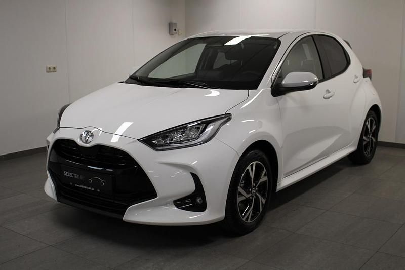 Nieuw Toyota Yaris 2026 Wit Hatchback