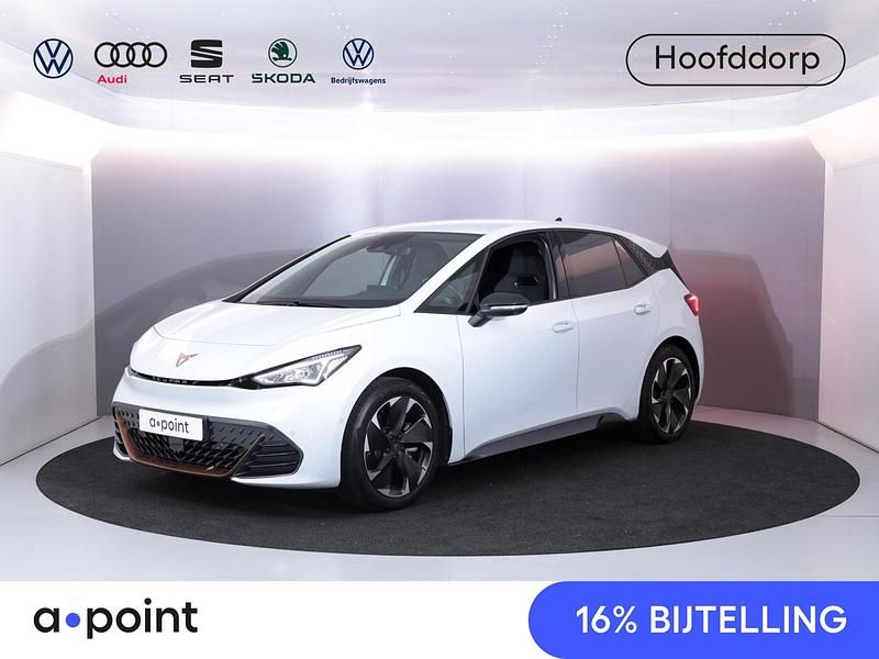 Wit Gebruikt 2024 Cupra Born Hatchback | € 28.949 (Eerlijke prijs) - Afbeelding 1/3