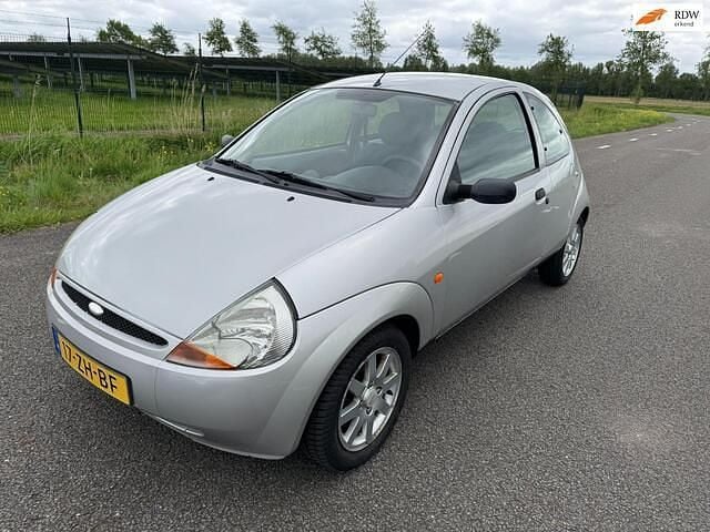 Grijs Occasion 2008 Ford Ka Cool & Sound Edition Hatchback | € 799 (Goede deal) - Afbeelding 1/4