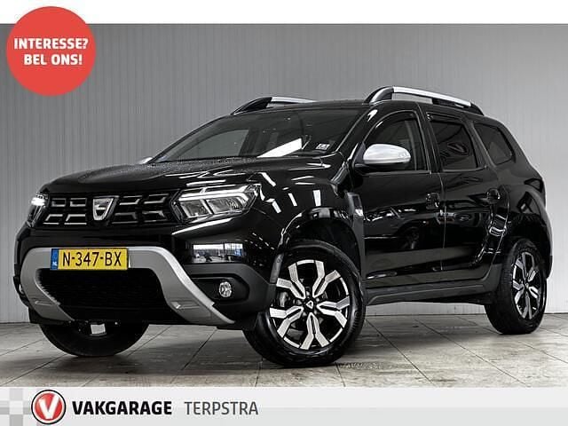 Zwart (metallic) Gebruikt 2021 Dacia Duster Prestige SUV | € 12.995 (Goede deal) - Afbeelding 1/4