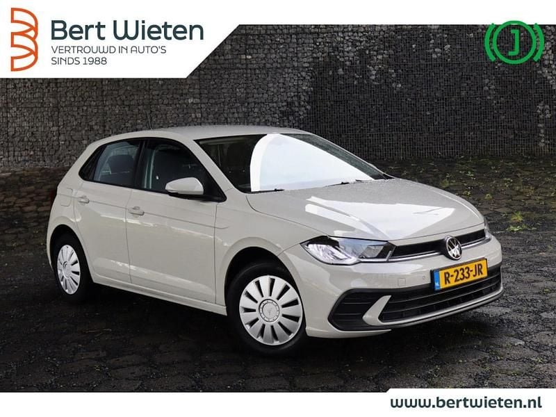 Grijs Gebruikt 2022 VW Polo Life Hatchback | € 16.890 (Goede deal) - Afbeelding 1/3