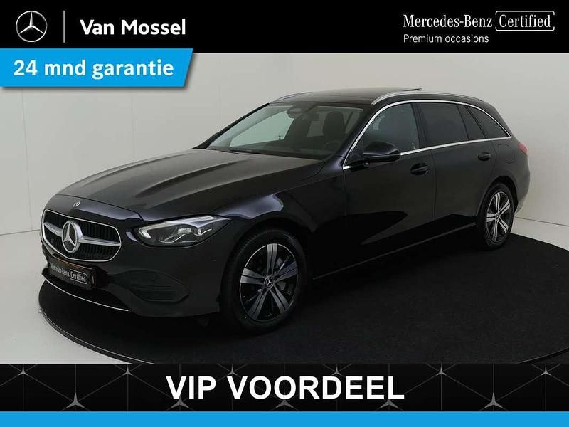 Zwart, metallic lak Gebruikt 2024 Mercedes C300e Business Stationwagen | € 43.945 (Super prijs) - Afbeelding 1/4