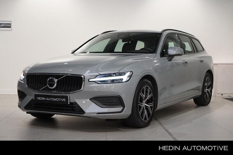 Grijs, metallic lak Gebruikt 2024 Volvo V60 Stationwagen | € 37.995 (Super prijs) - Afbeelding 1/4