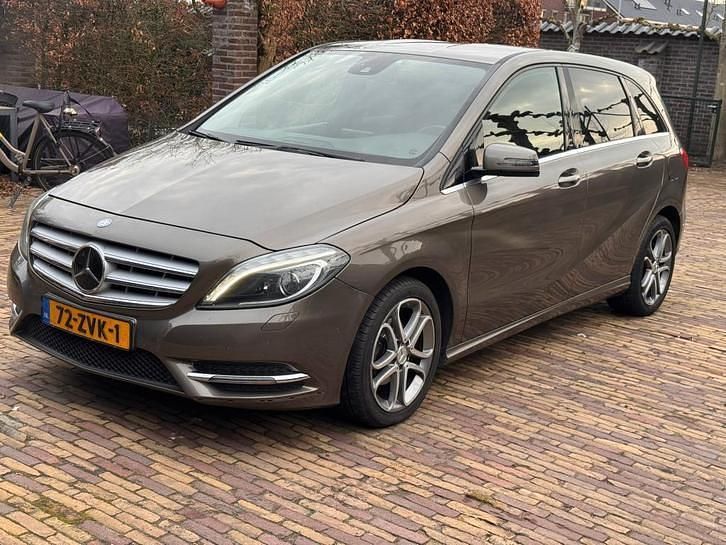 Occasion 2013 Mercedes B200 Prestige MPV | € 7.750 (Eerlijke prijs) - Afbeelding 1/4