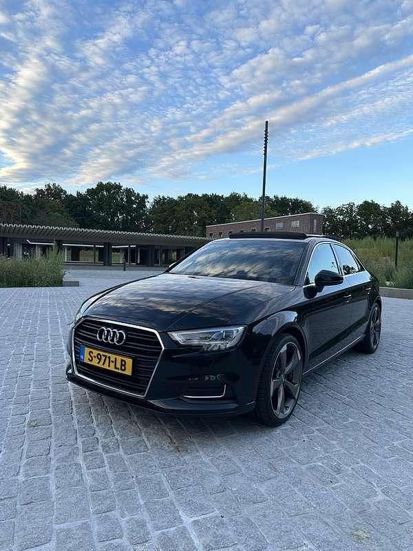 Gebruikt 2017 Audi A3 Sedan | € 15.850 (Eerlijke prijs) - Afbeelding 1/4