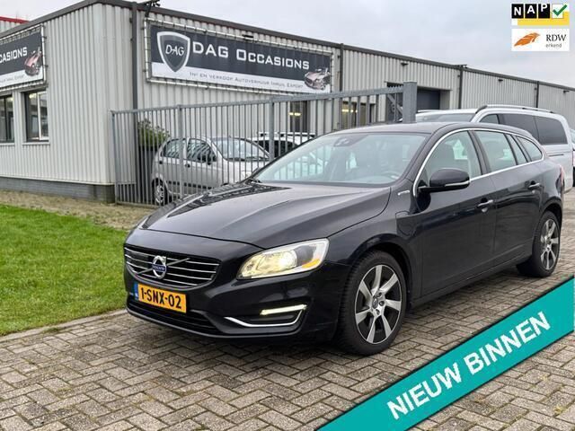 Zwart Gebruikt 2013 Volvo V60 Summum Stationwagen | € 8.450 (Iets duurder) - Afbeelding 1/4