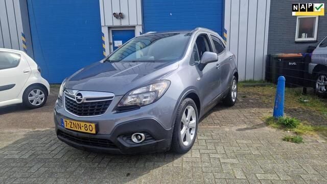 Grijs Gebruikt 2015 Opel Mokka Edition SUV | € 7.950 (Eerlijke prijs) - Afbeelding 1/4