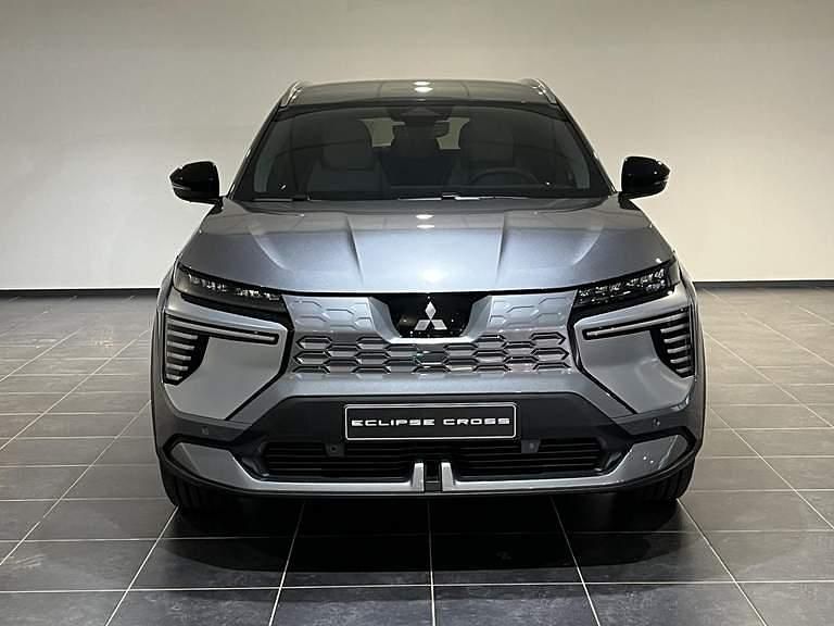 Nieuw Mitsubishi Eclipse Intense 160 kW (218 PK) 2026 Volcanic grey SUV