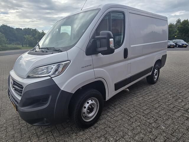 Wit Gebruikt 2024 Fiat Ducato Van | € 18.950 - Afbeelding 1/4