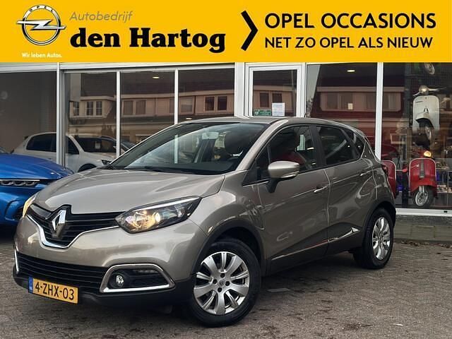 Bruin Gebruikt 2015 Renault Captur Expression SUV | € 9.950 (Eerlijke prijs) - Afbeelding 1/4