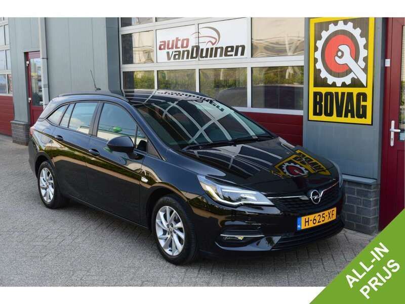 Zwart, metallic lak Gebruikt 2020 Opel Astra Edition Stationwagen | € 14.745 (Eerlijke prijs) - Afbeelding 1/4