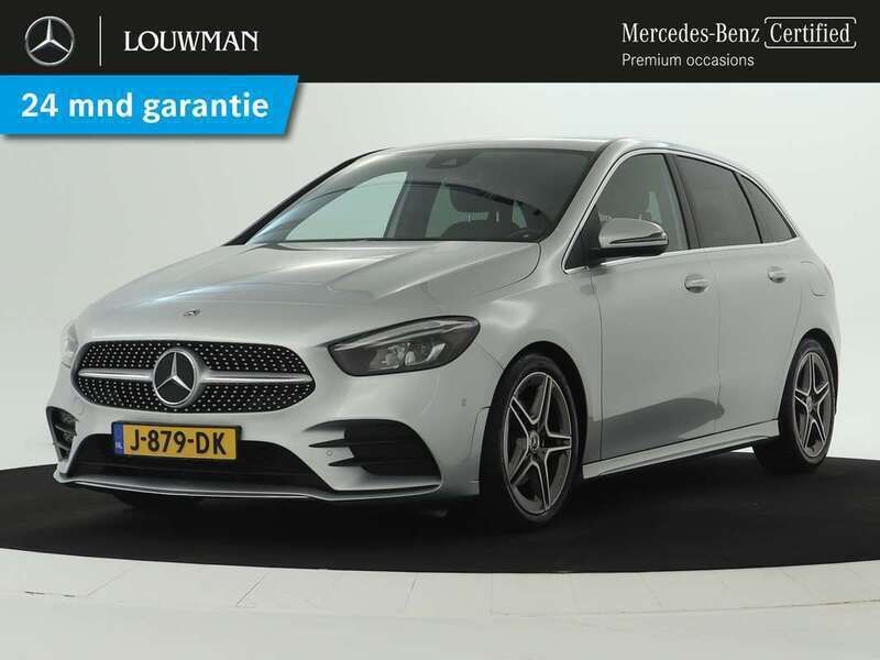 Grijs Gebruikt 2020 Mercedes B180 AMG line MPV | € 25.950 (Eerlijke prijs) - Afbeelding 1/3