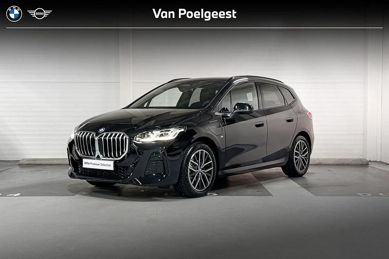 Zwart Gebruikt 2024 BMW 225 Active Tourer M Sport MPV | € 45.900 (Eerlijke prijs) - Afbeelding 1/4