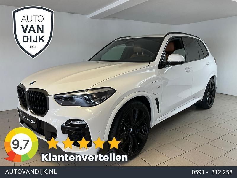 Wit Gebruikt 2021 BMW X5 Executive SUV | € 63.885 (Iets duurder) - Afbeelding 1/4
