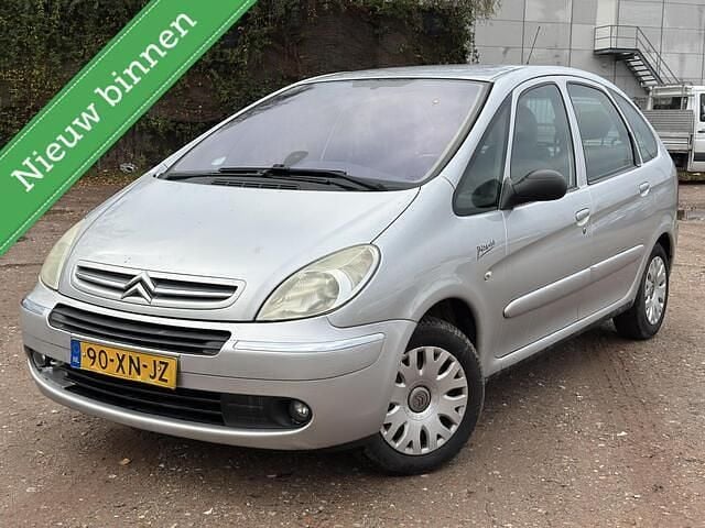 Grijs Gebruikt 2007 Citroën Xsara Picasso MPV | € 699 (Goede deal) - Afbeelding 1/4