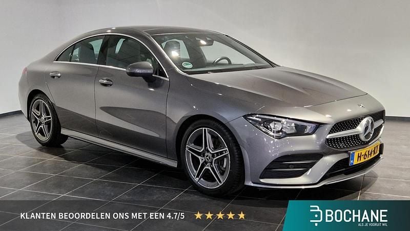 Grijs Gebruikt 2020 Mercedes CLA180 Business Sedan | € 32.695 - Afbeelding 1/4