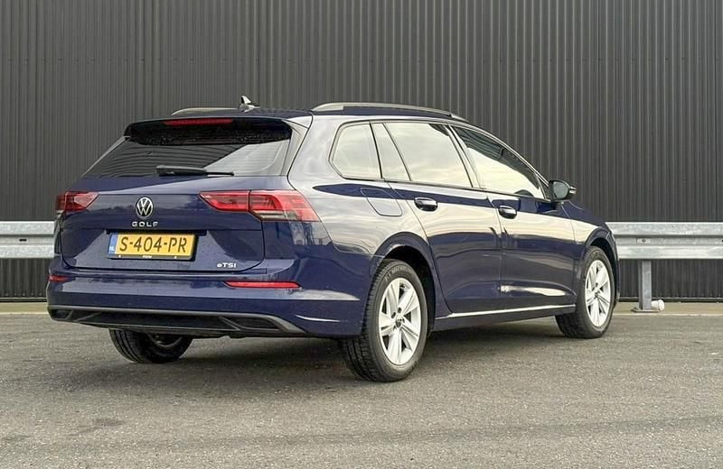 Occasion VW Golf VIII Life 110 PK (80 kW) 2023 Blauw Stationwagen