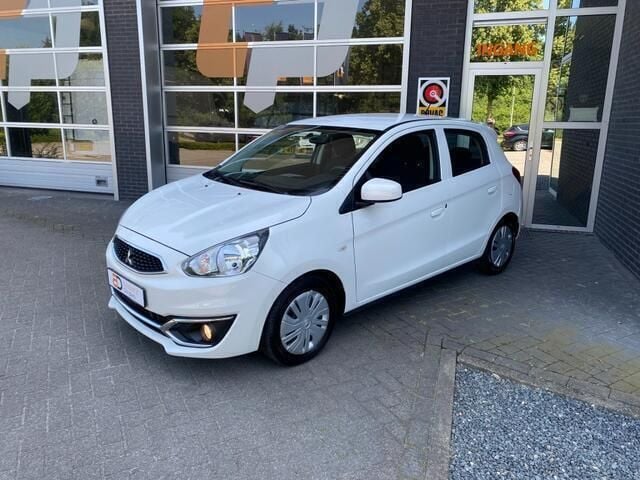 Wit Gebruikt 2019 Mitsubishi Space Star Hatchback | € 8.945 (Eerlijke prijs) - Afbeelding 1/4