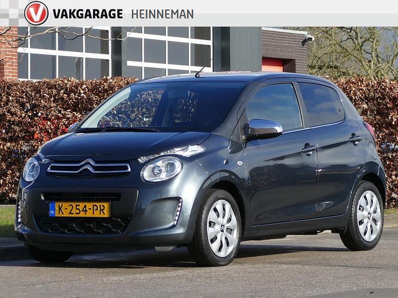 Grijs Gebruikt 2021 Citroën C1 Feel Hatchback | € 10.950 (Eerlijke prijs) - Afbeelding 1/4
