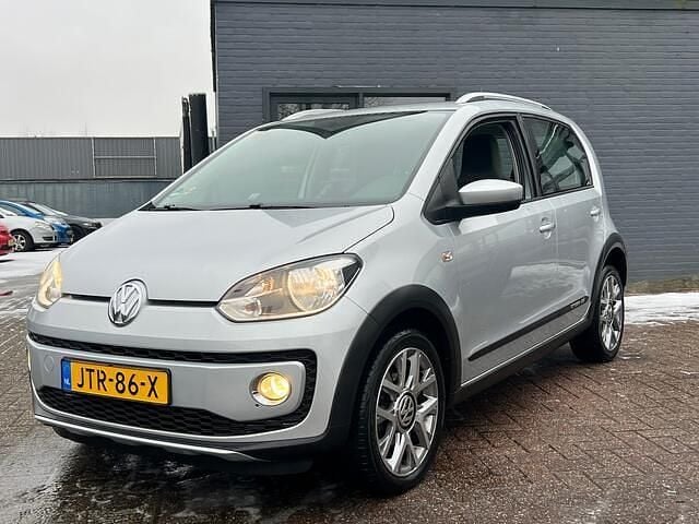 Grijs Occasion 2013 VW cross up! Hatchback | € 6.250 (Eerlijke prijs) - Afbeelding 1/4