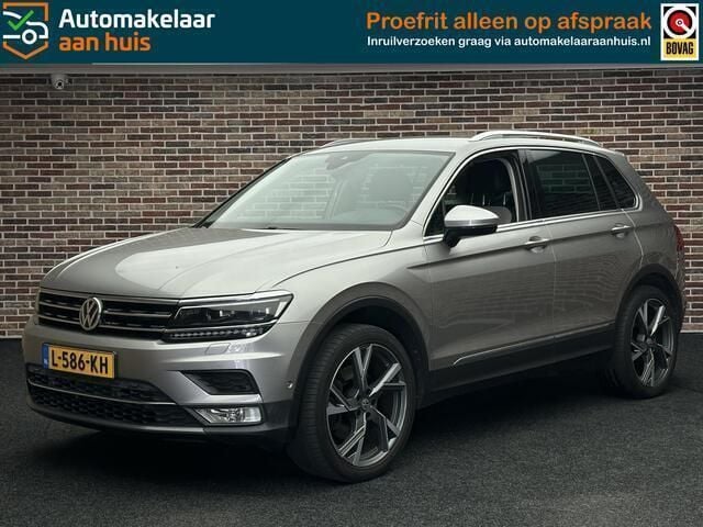 Grijs Gebruikt 2016 VW Tiguan Highline SUV | € 27.500 (Eerlijke prijs) - Afbeelding 1/4