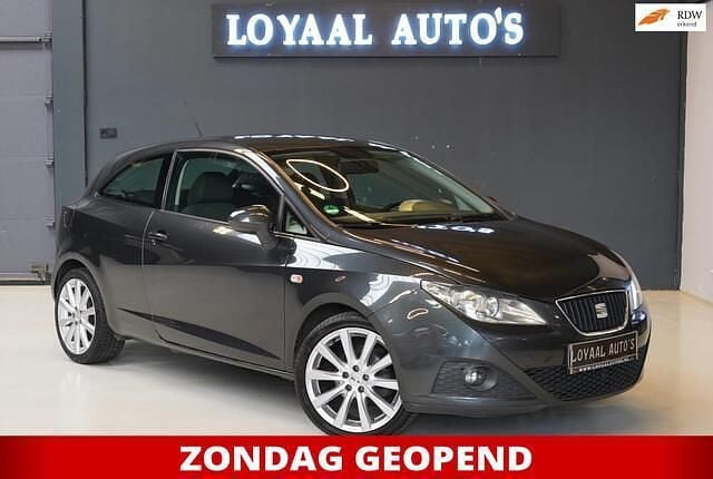Grijs Gebruikt 2010 Seat Ibiza SC Reference Hatchback | € 5.499 (Duur) - Afbeelding 1/4