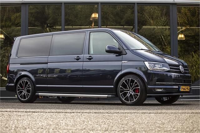 Blauw Gebruikt 2019 VW T6.1 Highline Van | € 32.950 (Super prijs) - Afbeelding 1/4