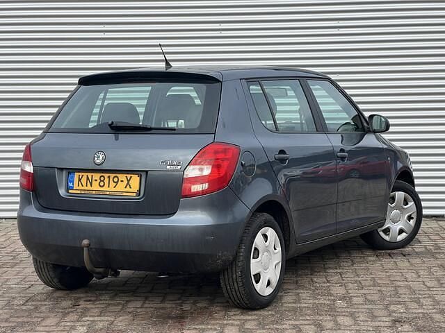 Occasion Skoda Fabia Comfort 60 PK (44 kW) 2009 Grijs (metallic) Hatchback