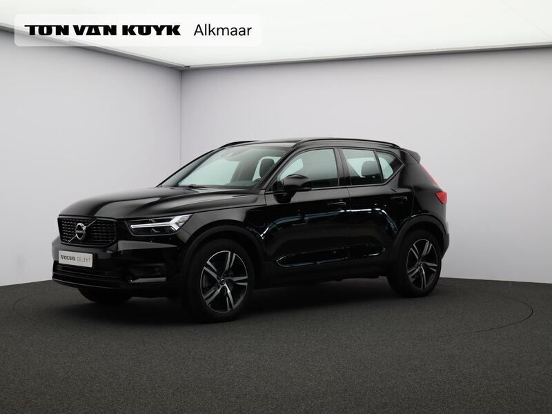 Zwart Gebruikt 2021 Volvo XC40 R-Design SUV | € 34.950 (Eerlijke prijs) - Afbeelding 1/4