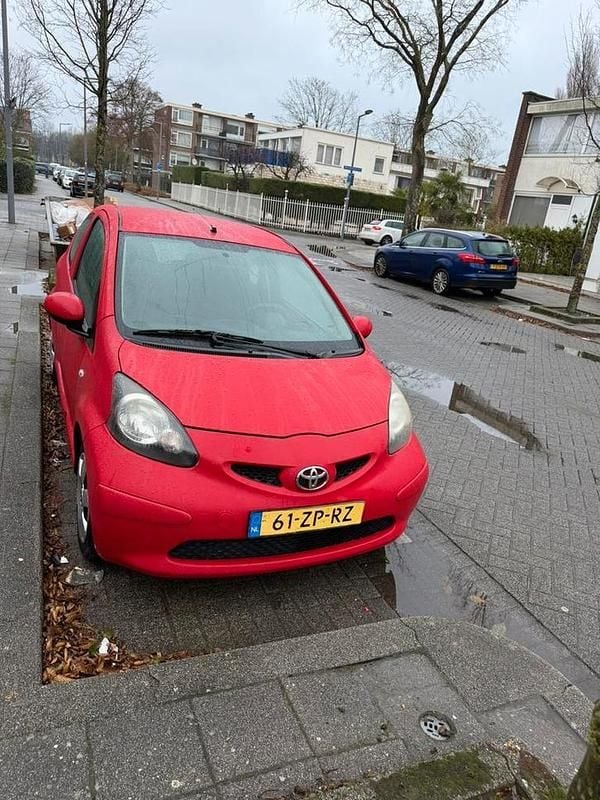 Occasion 2008 Toyota Aygo Hatchback | € 1.000 (Goede deal) - Afbeelding 1/4