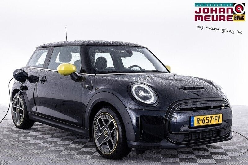 Blauw Gebruikt 2022 Mini Cooper Classic Hatchback | € 18.490 (Eerlijke prijs) - Afbeelding 1/4