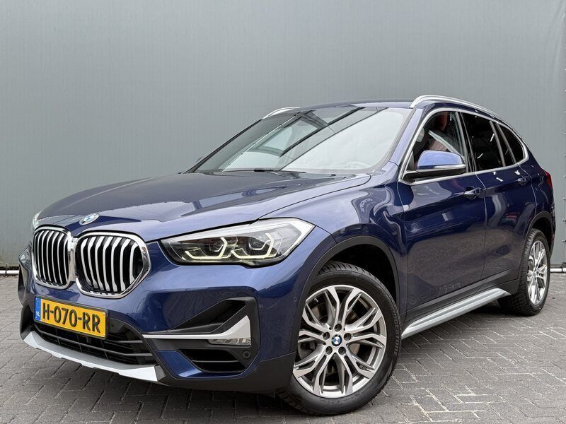 Blauw Gebruikt 2020 BMW X1 SUV | € 27.944 (Duur) - Afbeelding 1/4