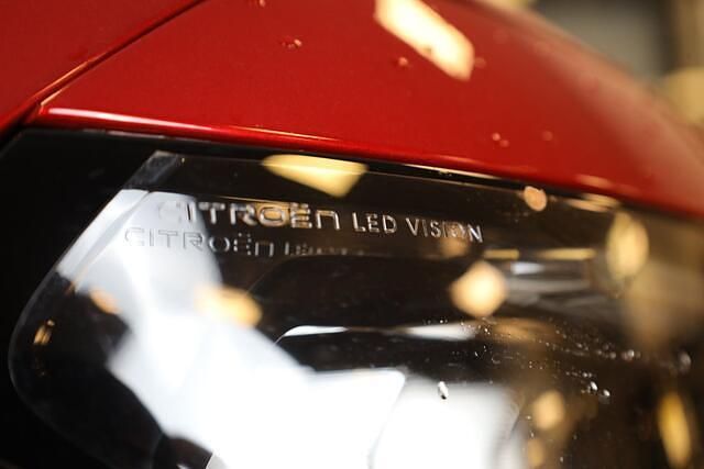 Nieuw Citroën C3 Aircross 101 PK (74 kW) 2025 Rood SUV