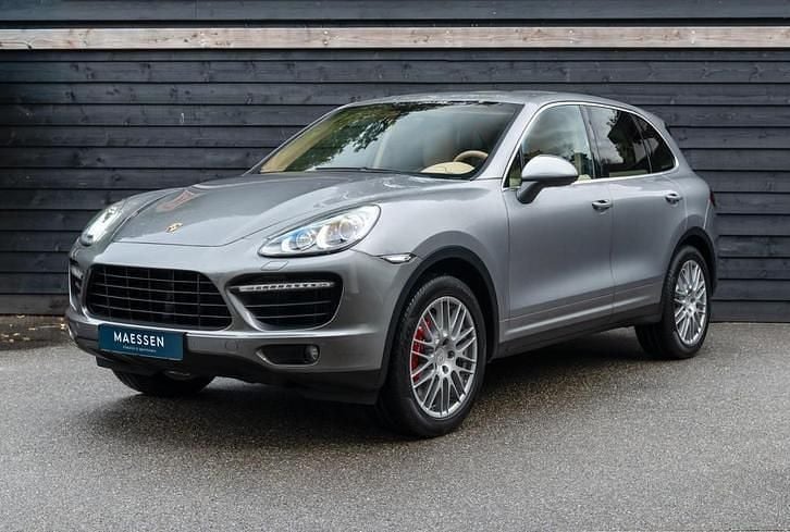 Grijs Occasion 2011 Porsche Cayenne Turbo SUV | € 31.950 (Super prijs) - Afbeelding 1/4