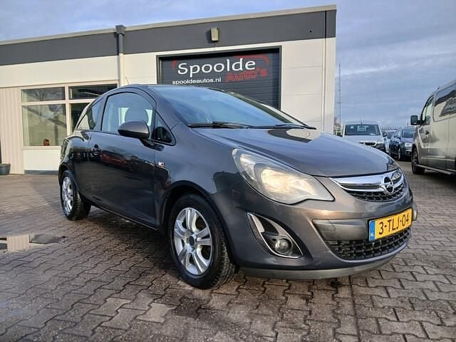 Grijs (metallic) Occasion 2014 Opel Corsa Hatchback | € 3.699 (Goede deal) - Afbeelding 1/4