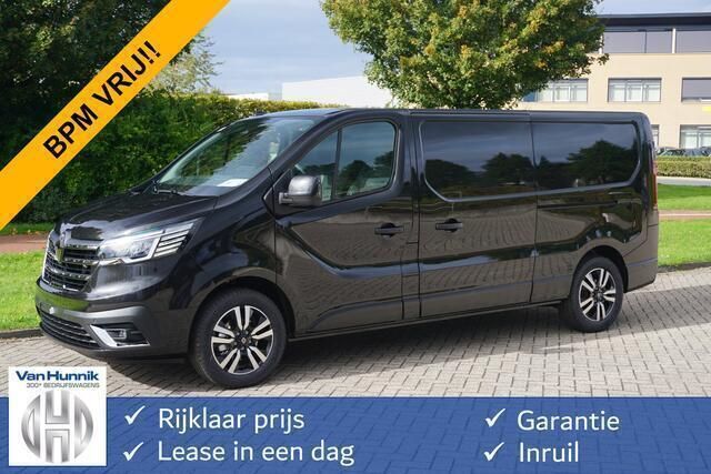 Zwart Nieuw 2024 Renault Trafic Luxe Van | € 34.850 (Goede deal) - Afbeelding 1/4