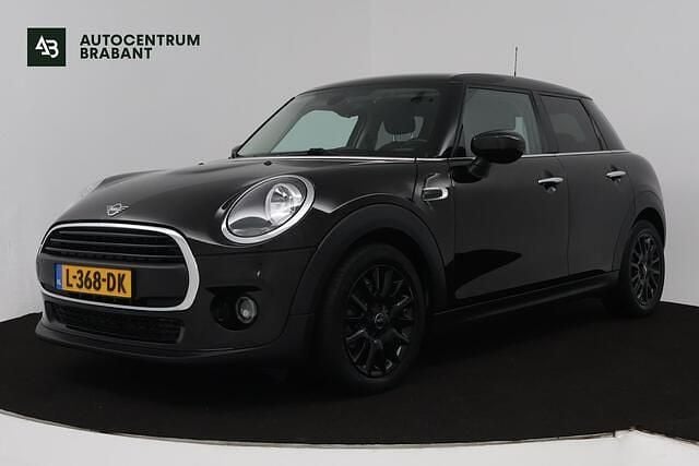 Zwart Gebruikt 2021 Mini ONE Business Hatchback | € 16.945 (Eerlijke prijs) - Afbeelding 1/4