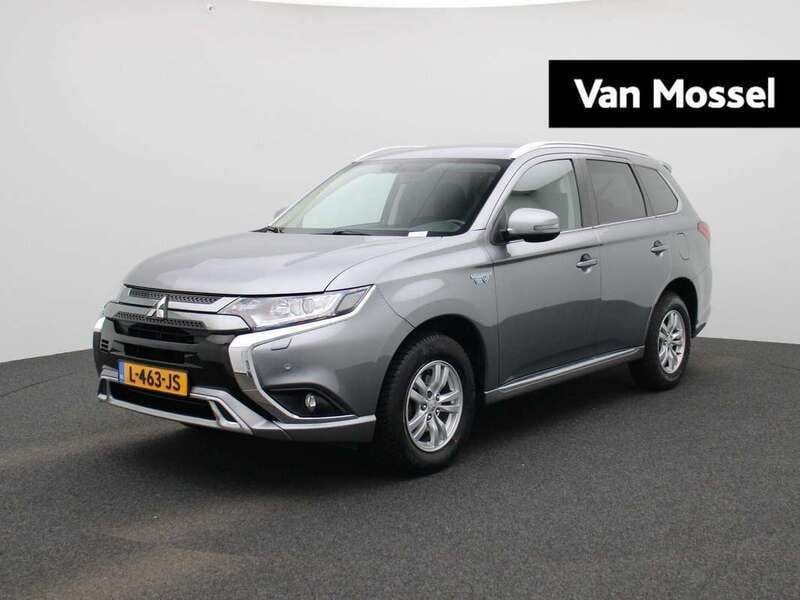 Grijs Gebruikt 2021 Mitsubishi Outlander P-HEV SUV | € 22.400 (Goede deal) - Afbeelding 1/4