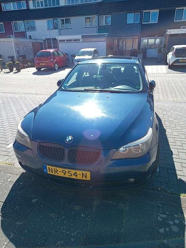 Occasion BMW 525 192 PK (141 kW) 2004 Blauw Sedan
