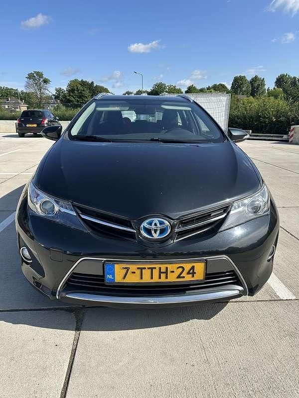 Gebruikt 2014 Toyota Auris Hybrid Stationwagen | € 12.999 (Eerlijke prijs) - Afbeelding 1/4