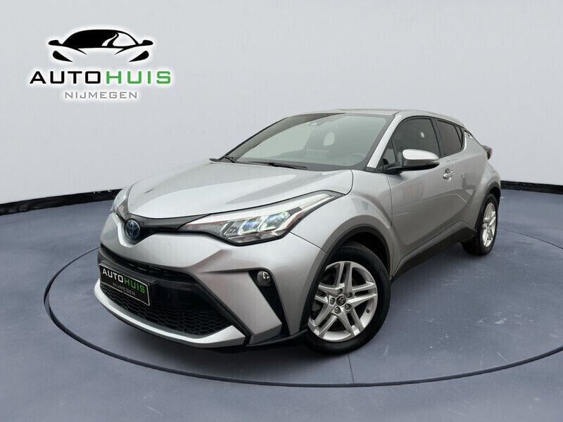 Grijs Gebruikt 2022 Toyota C-HR SUV | € 25.745 (Eerlijke prijs) - Afbeelding 1/4