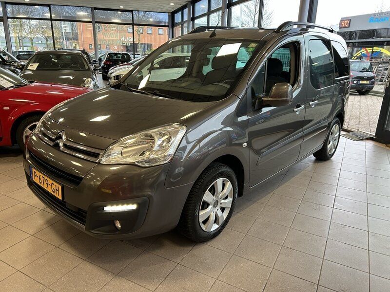 Grijs Gebruikt 2017 Citroën Berlingo XTR MPV | € 9.950 (Eerlijke prijs) - Afbeelding 1/3