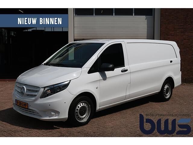 Wit Gebruikt 2024 Mercedes Vito MPV | € 31.450 (Goede deal) - Afbeelding 1/4