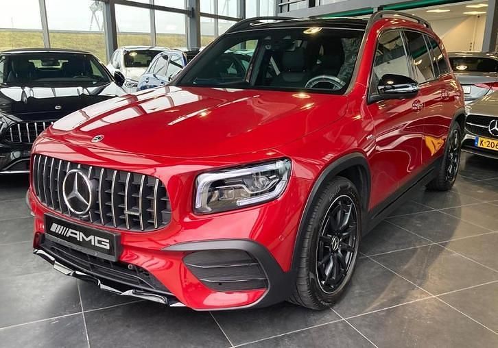 Rood Occasion 2020 Mercedes GLB35 AMG SUV | € 46.950 (Eerlijke prijs) - Afbeelding 1/4