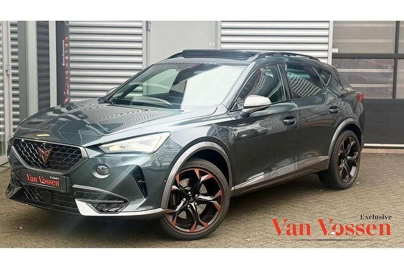 Groen (metallic) Occasion 2021 Cupra Formentor VZ SUV | € 31.950 (Eerlijke prijs) - Afbeelding 1/4