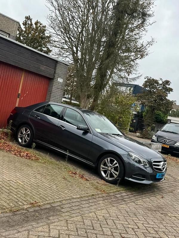 Occasion 2014 Mercedes E200 | € 8.500 (Eerlijke prijs) - Afbeelding 1/4