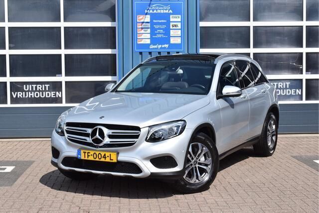 Grijs Gebruikt 2018 Mercedes GLC250 Premium Plus SUV | € 36.999 (Eerlijke prijs) - Afbeelding 1/4