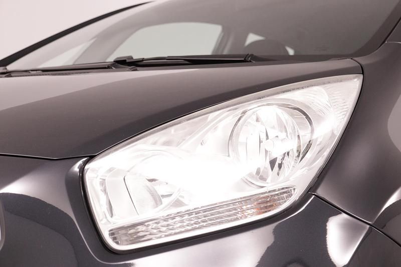 Occasion Kia Venga Plus 90 PK (66 kW) 2012 Zwart Hatchback